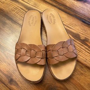 Kork Ease Dolphin Sandal Size 9